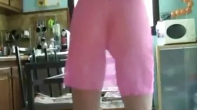 បុរសវ័យក្មេងខួង asshole ប៍នស្រស់ស្អាតរបស់រុស្ស៊ី