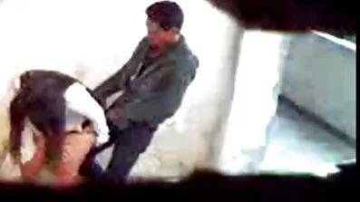 សកម្ម Busty ជប៉ុន fucking ជាមួយអតិថិជន