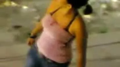 Boi fucked ការលំបាកខ្លាំងណាស់ដោយក្មេងស្រីអាស៊ីស្រស់ស្អាត