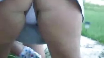 នៅក្នុងពណ៌ទង់ដែង pussy ប្រេងដែលបានបញ្ចូលមួយជល់កោង