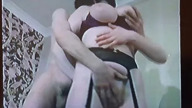 Stepmom សុហ្វីម៉ារីបានចូលមកស្រវឹងនិងបានចាប់ផ្តើម fucking ជាមួយ stepson