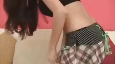 បន្ទាប់ពីការងារ sultry ebony fucking ប្រពន្ធរបស់គាត់
