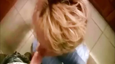 ចៅហ្វាយការរួមភេទ bdsm waned ដោយសត្វលាធំទារក