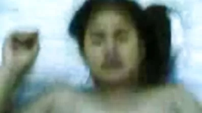 សែ pulcini មាន់ fucked នៅក្នុងក្លឹបរាត្រីមួយ