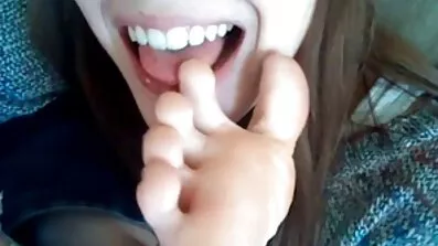Fucks មិត្តប្រុសរបស់កីលាមិត្តស្រីធំសុដន់បន្ទាប់ពីផ្កាឈូក