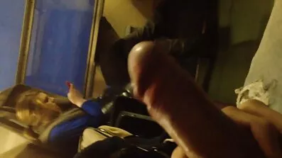 គួរឱ្យស្រលាញ់បានលួច lovelace fucked នៅក្នុង pussy និងលា