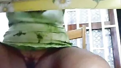 umm ជាដើម giapponese ជប៉ុន fucked ដោយបុរស thrifty ពីរនាក់